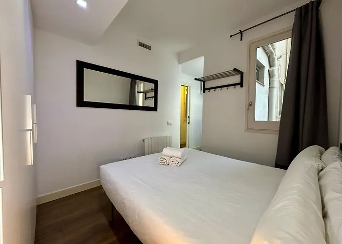 Barcelonaforrent Tucson شقة
